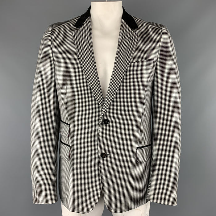 GUCCI Size 44 Black & White Checkered Plaid Wool Blend Suede Collar Notch Lapel Sport Coat