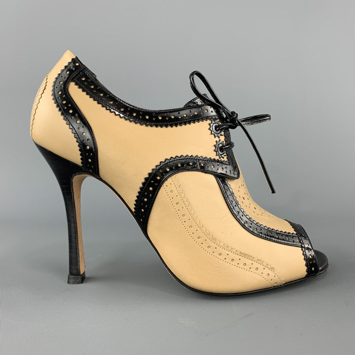 CAROLINA HERRERA Size 8 Beige & Back Leather Peep Toe Oxford Booties
