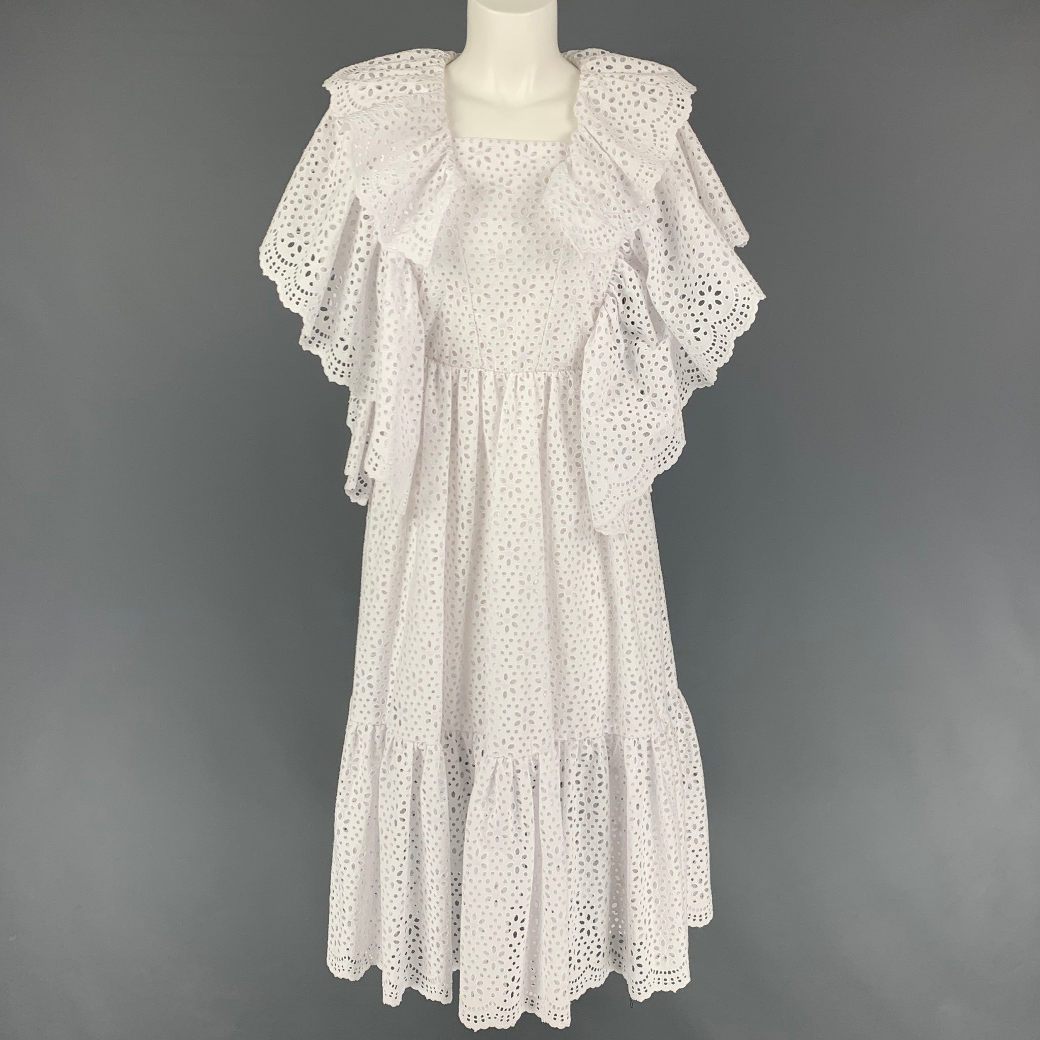 MSGM Size 4 White Cotton Eyelet Ruffle Dress Sui Generis Designer Consignment MSGM Size 4 White Cotton Eyelet Ruffle Dress Sui Generis Designer Consignment