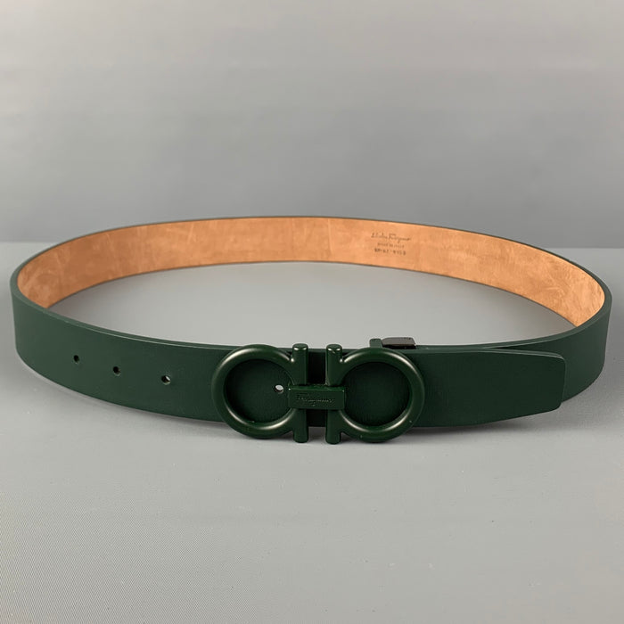 SALVATORE FERRAGAMO Size M Dark Green Leather Belt
