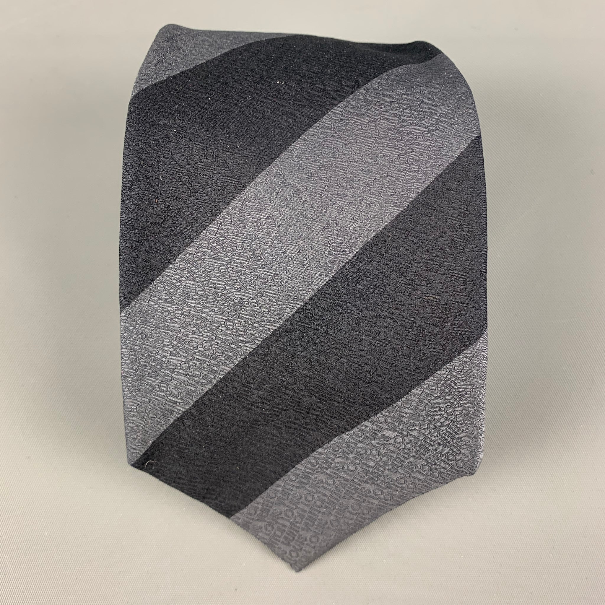 Louis Vuitton Grey and Black Striped Damier Monogram Silk Jacquard Tie