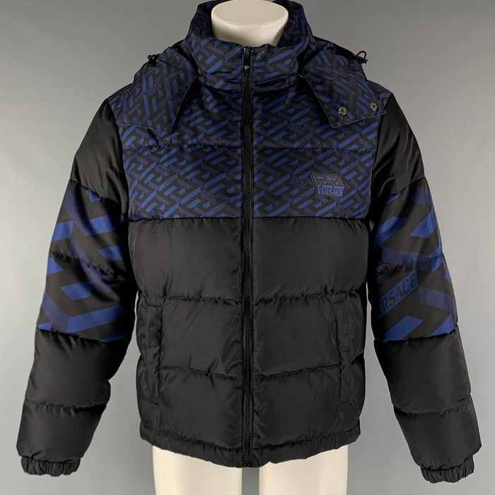 VERSACE Size 36 Black Navy Logo Nylon Padded Jacket