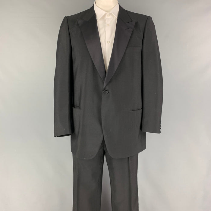 BRIONI for COURTOUE Size 46 Black Wool Mohair Peak Lapel Tuxedo Suit