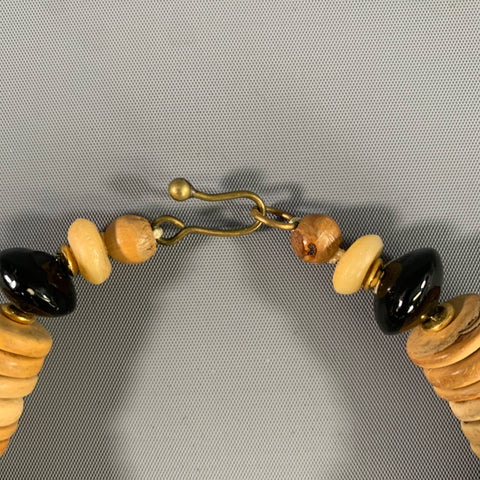 NO BRAND Black Cream Horn Necklace