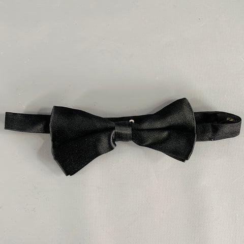 ERMENEGILDO ZEGNA Black Silk Bow Tie
