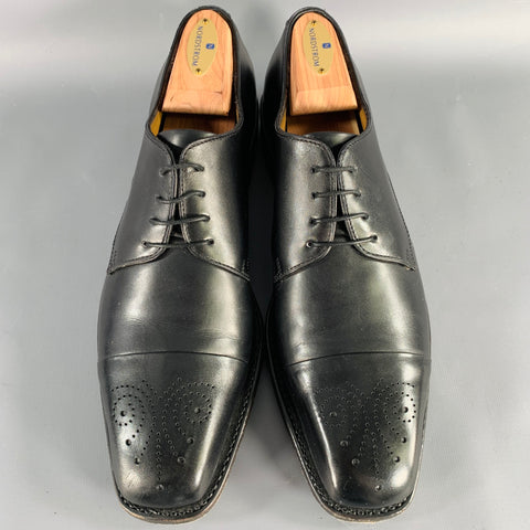SALVATORE FERRAGAMO Size 8.5 Black Leather Perforated Lace-Up Shoes