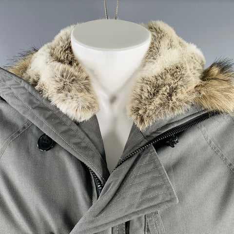 WOOLRICH Taille M Veste à Capuche en Nylon Grise