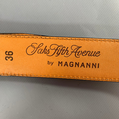 SAKS FIFTH AVENUE MAGNANNI Size 36 Navy Tan Two Tone Leather Belt