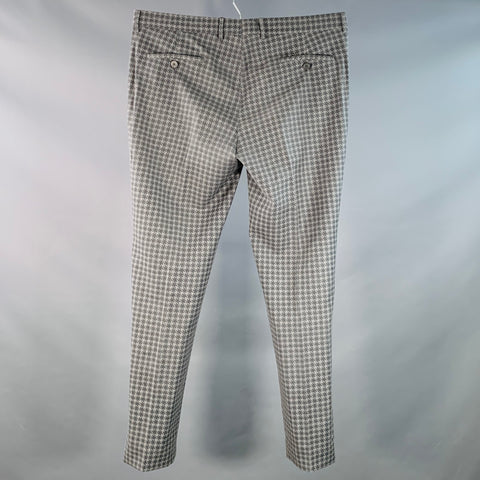 EMPORIO ARMANI Size 38 Grey Light Grey Houndstooth Virgin Wool Dress Pants