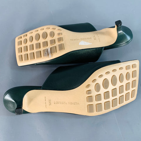 BOTTEGA VENETA Size 9.5 Green Leather Square Toe Kitten Heel Mules Sandals