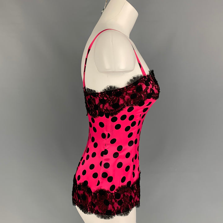 D&amp;G by DOLCE &amp; GABBANA Taille 2 Haut décontracté à pois en soie noire fuchsia