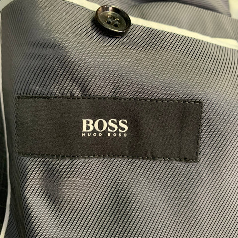 HUGO BOSS Size 42 Regular Grey Black Checkered Virgin Wool Notch Lapel Suit