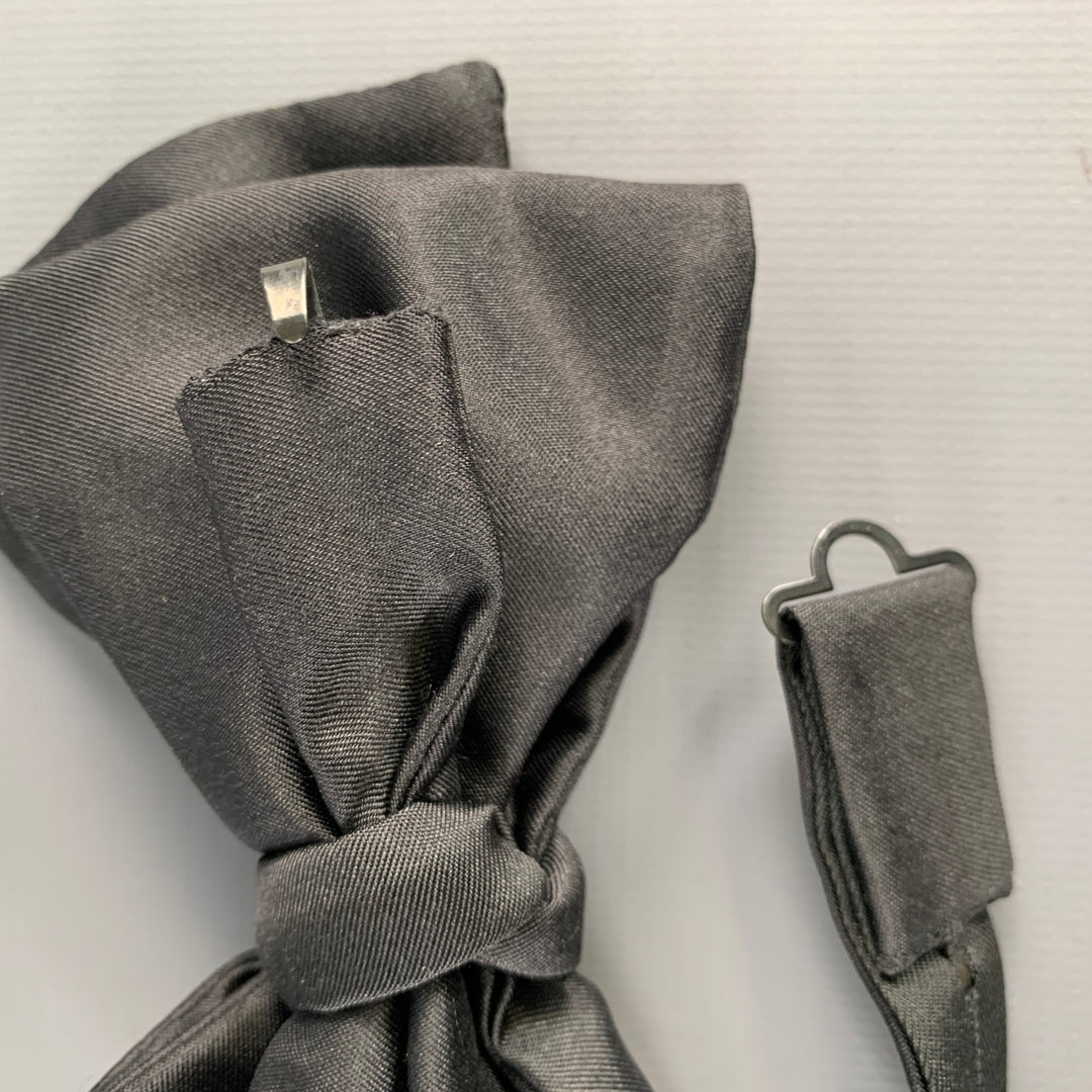 GUCCI Black Bow Tie