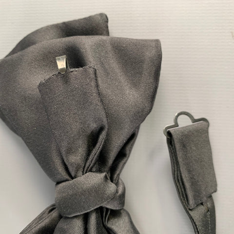 GUCCI Black Bow Tie