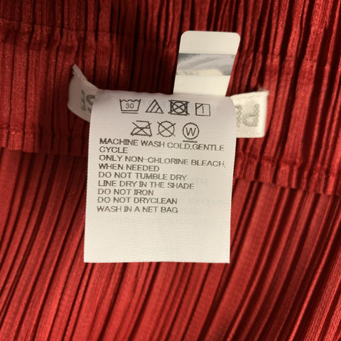 PLEATS PLEASE by ISSEY MIYAKE Size S Red Polyester Pleated Long Skirt