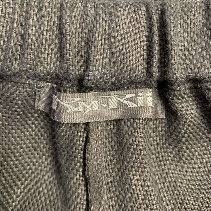 KMRII Size S Black Handstitched Linen Shorts