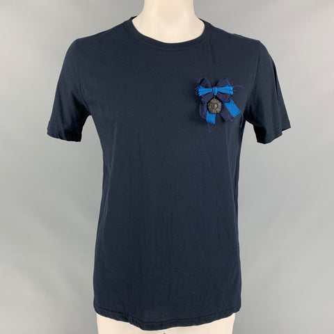 BURBERRY PRORSUM Size XL Navy Cotton Medal Bow Pin T-shirt