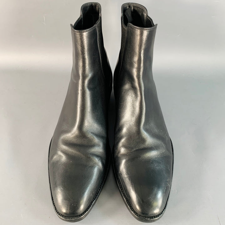 SAINT LAURENT Size 9 Black Leather Ankle Chelsea Boots
