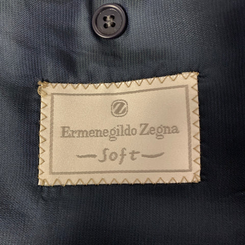 ERMENEGILDO ZEGNA Size 46 Navy Solid Wool Notch Lapel Suit