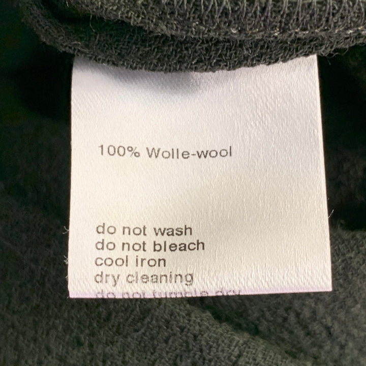 AKRIS Size 12 Dark Green Wool Crepe Sleeveless V-Neck Midi Dress