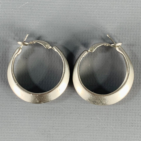 Boucles d'oreilles clous en métal argenté VINTAGE