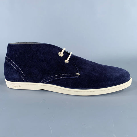 SALVATORE FERRAGAMO Size 9.5 Navy Suede Chukka Boots