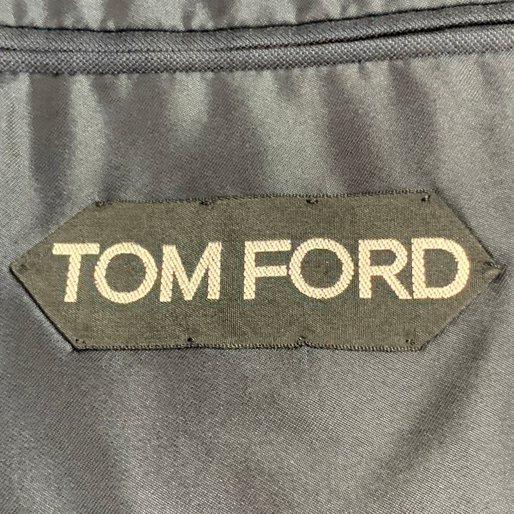 TOM FORD Size 40 Regular Navy Wool Peak Lapel 3 Piece Suit