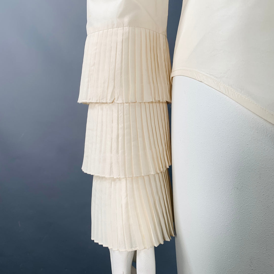 OSCAR DE LA RENTA Size 10 Cream Taffeta Long Sleeve Pleated Blouse