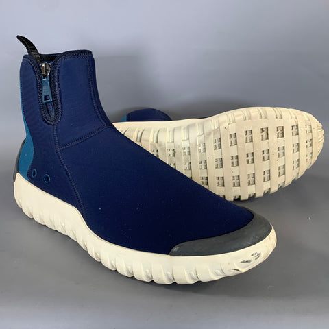 PRADA Size 9.5 Navy White Fabric Pull On Boots