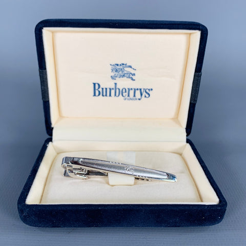 BURBERRYS Silver Metal Logo Tie Clip