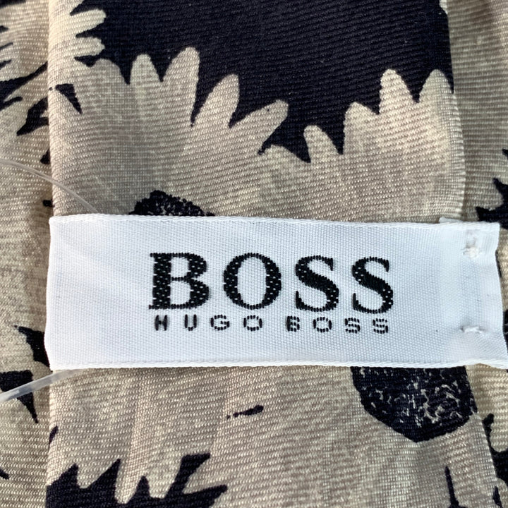 HUGO BOSS Black White Floral Silk Tie