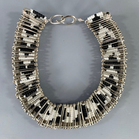 NO BRAND Silver Black White Beaded Metal Safety Pin Necklace