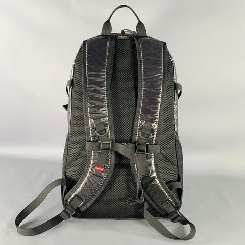 SUPREME FW17 Black White Logo Synthetic Backpack