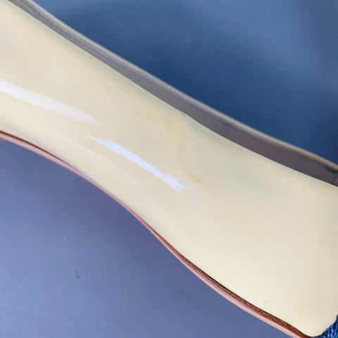 GUCCI Vintage Size 10 Vernice Beige Red Blue Patent Leather Web Bamboo Buckle Flats