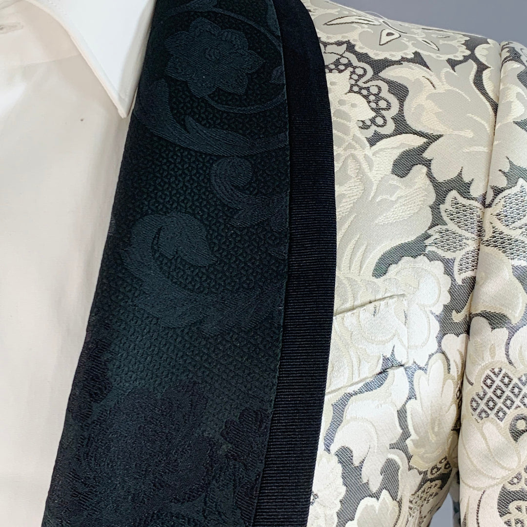 DOLCE & GABBANA MARTINI Size 38 Black Beige Jacquard Polyester Blend Shawl Lapel Suit