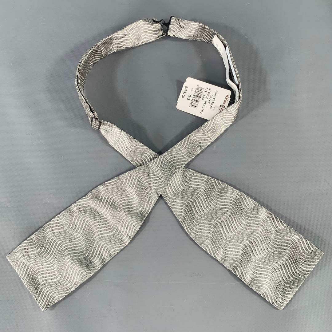 BRENDA KETT Silver Jacquard Silk Bow Tie