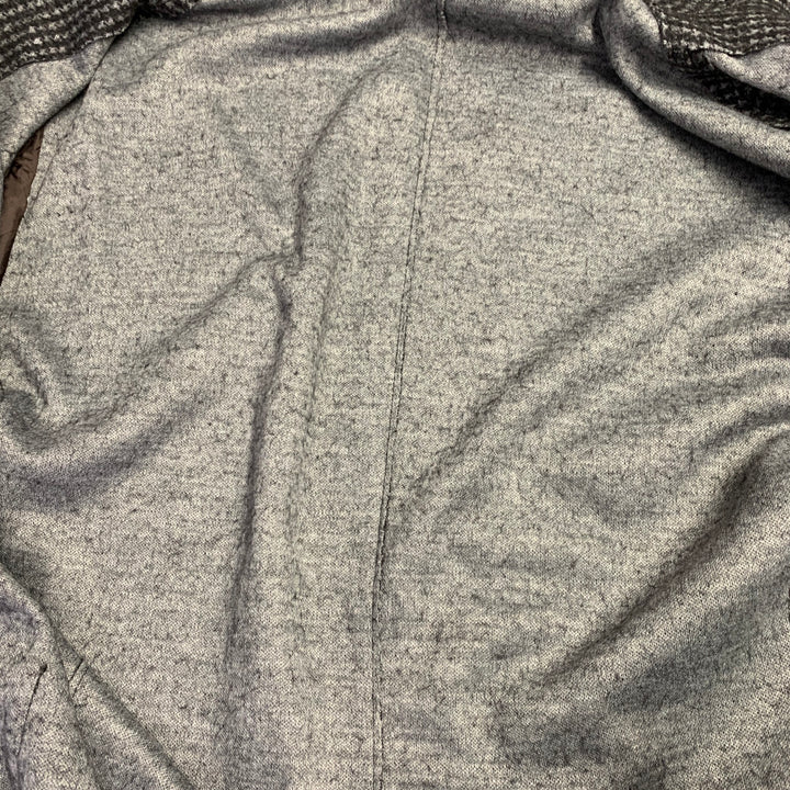 ARMANI COLLEZIONI Size 40 Grey Charcoal Checkered Wool Blend Sport Coat