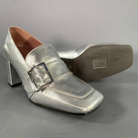 BARNEYS NEW YORK Size 6.5 Silver Leather Loafer Pumps