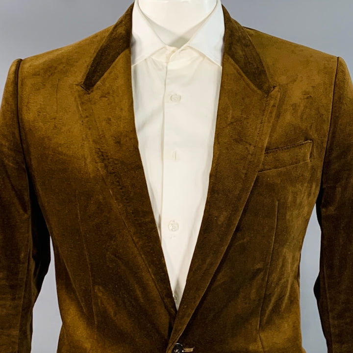 DOLCE & GABBANA Size 44 Regular Brown Velvet Cotton Slim Fit Peak Lapel Sport Coat