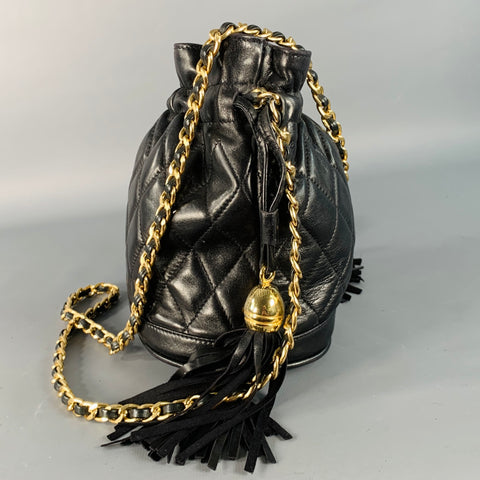 HENRI BENDEL Vintage Black Gold Quilted Leather Chain Crossbody Bucket Bag