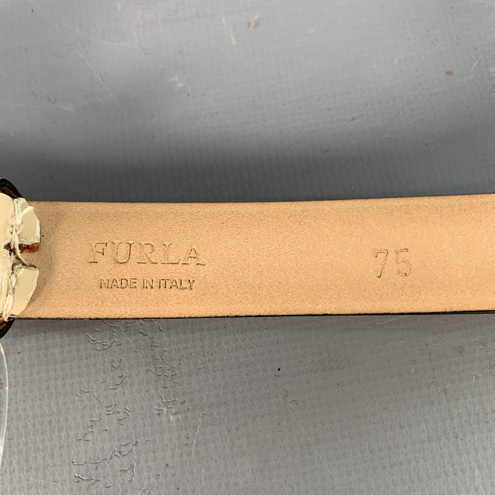 FURLA Size 26 Beige Patent Leather Covered Buckle Skinny Belt