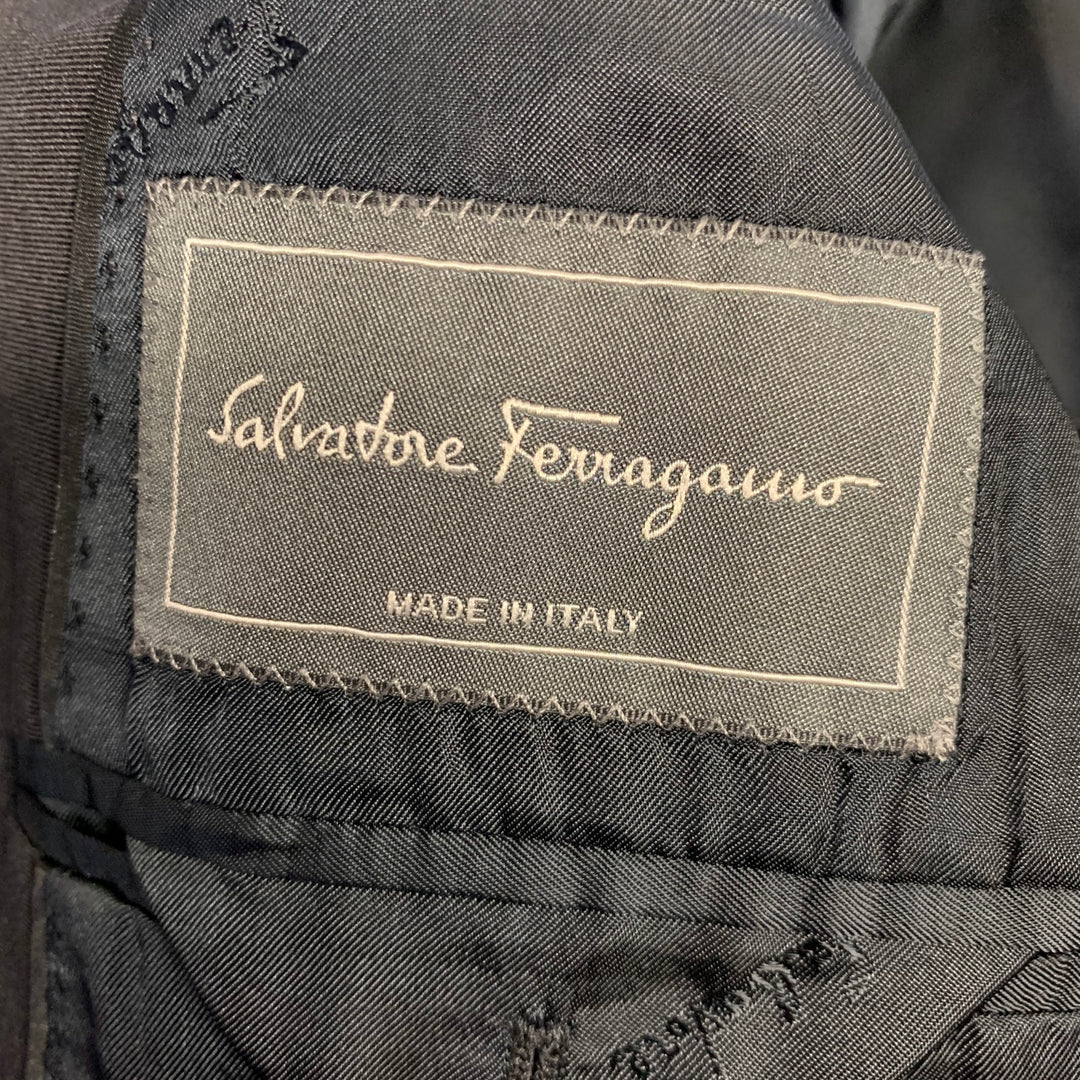 SALVATORE FERRAGAMO Size 40 Regular Black Silk Notch Lapel Sport Coat