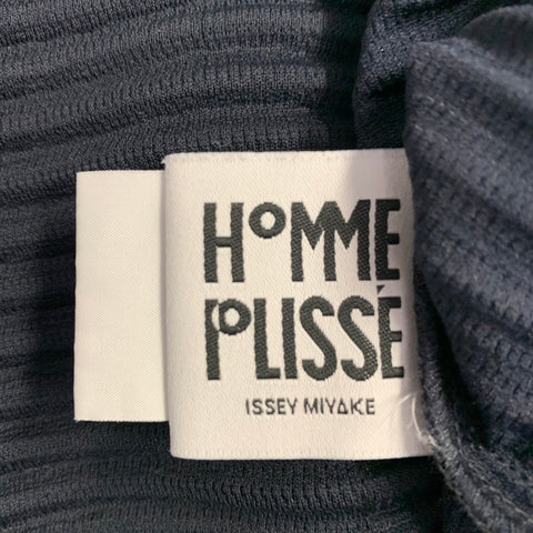 ISSEY MIYAKE HOMME PLISSE Size XL Navy Pleated Polyester Crew Neck Pullover