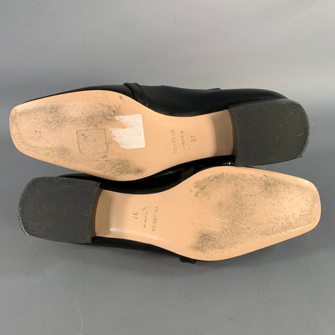TOM FORD Mocassins plats à enfiler en cuir noir et doré avec chaîne, taille 7