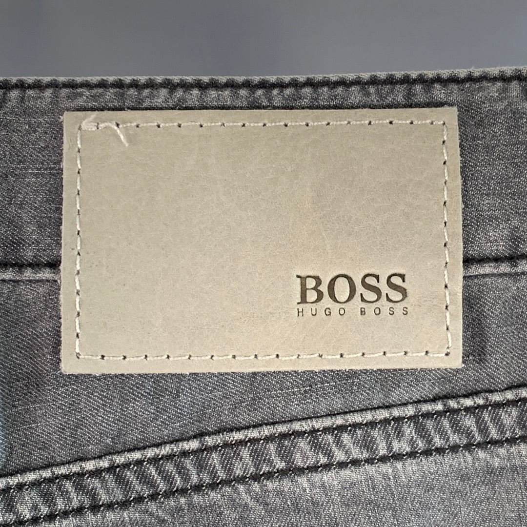 BOSS by HUGO BOSS Size 36 Grey Cotton Blend Straight Five Pockets Jeans