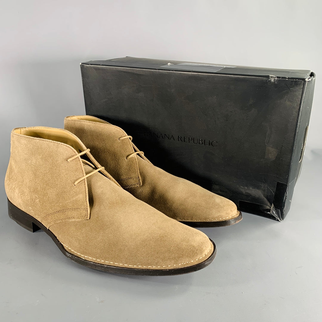 BANANA REPUBLIC Size 9.5 Taupe Suede Lace-Up Boots – Sui 