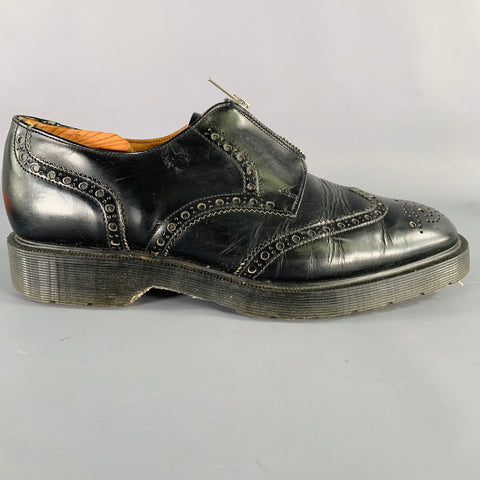 SOLOVAIR Size 9 Black Perforated Leather Wingtip Lace-Up Shoes