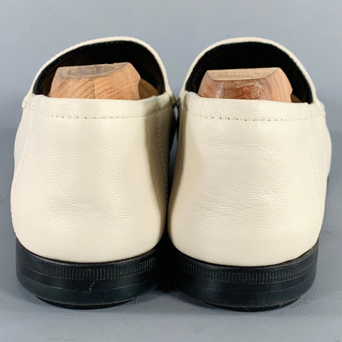 GUCCI Size 8.5 Cream Gold Leather Horsebit Slip On Loafers Flats
