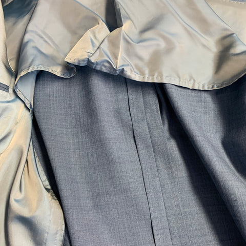 Costume Sartorio taille 44 régulier en laine bleue avec revers cranté