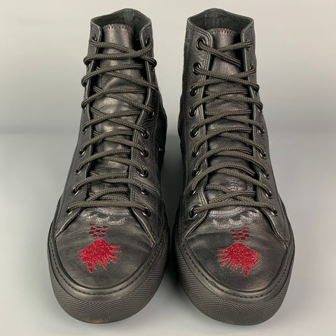GUCCI by TOM FORD SS 2001 Size 12 Black Red Dragon Print Leather High Top Sneakers